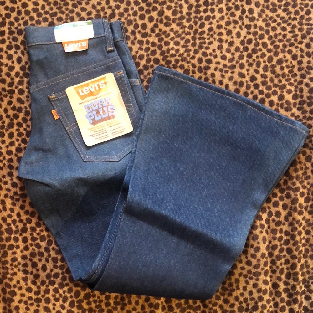 Levi Orange Tab